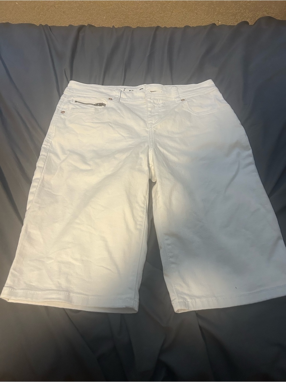 INC International Concepts White Bermuda Shorts with Zip Accent